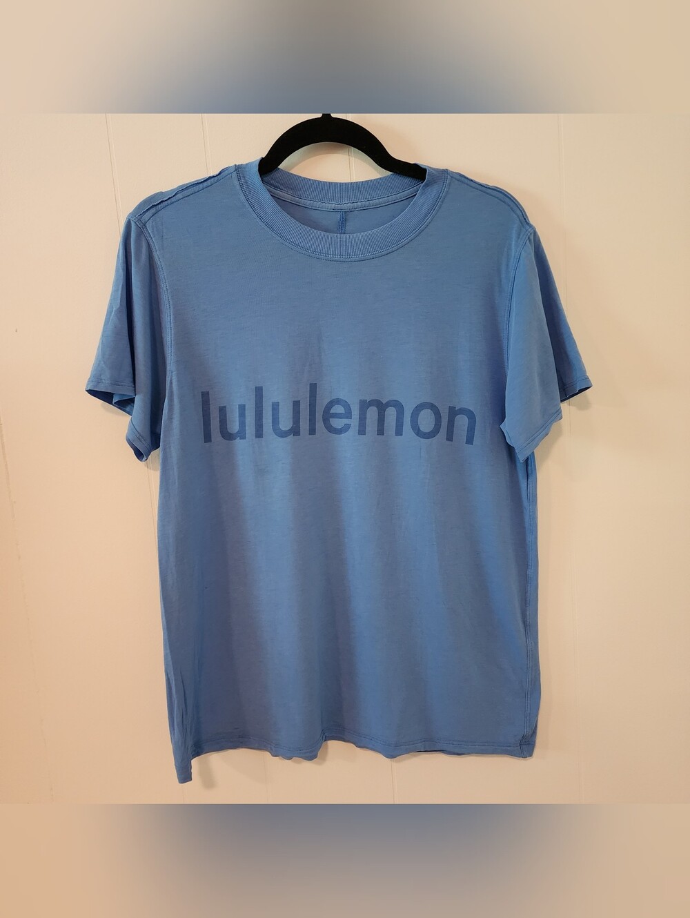 Lululemon All Yours Graphic Short Sleeve T-Shirt Size 2